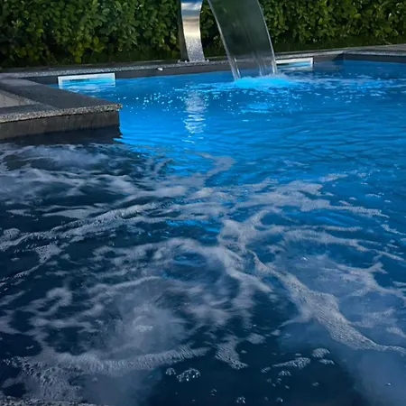 Lux Villa